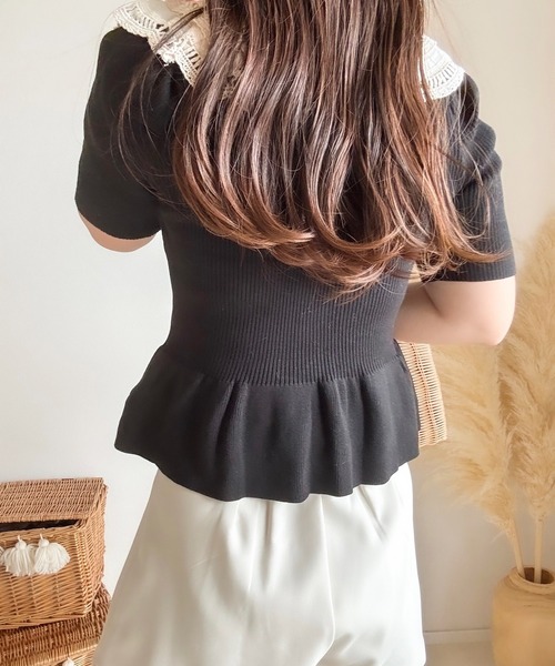 merrylatte（メリーラテ）の「エンブロイダリーレースペプラム半袖ニット（ニット/セーター・レディース・ブラック・MEDIUM）」の7枚目の写真