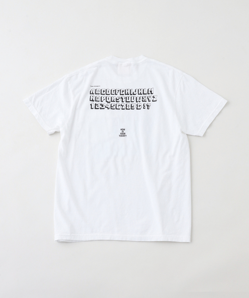 TODAY edition（トゥデイエディション）の「TODAY edition / トゥデイエディション TODAY ALPHABET 01 SS TEE（Tシャツ/カットソー・メンズ・ホワイト/グレー・MEDIUM/LARGE）」の6枚目の写真