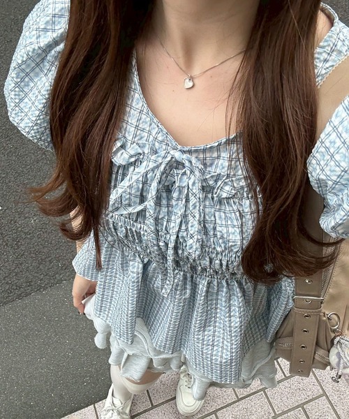 Another Branch olive des olive（アナザーブランチオリーブデオリーブ）の「シャーリングペプラムブラウス（シャツ/ブラウス・レディース・チェック/ブラック/オフホワイト/ドット・FREE）」の4枚目の写真