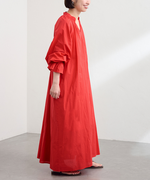 FRAMeWORK（フレームワーク）の「ギャザーワンピース（ワンピース・レディース・ブラック/ブルー/レッド/ピンク・36/38）」の8枚目の写真