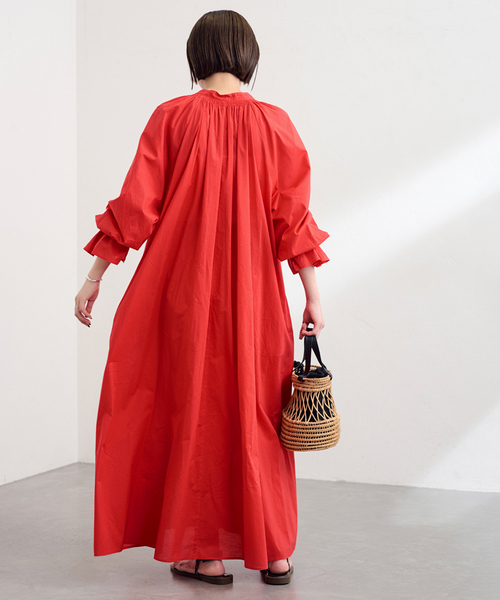 FRAMeWORK（フレームワーク）の「ギャザーワンピース（ワンピース・レディース・ブラック/ブルー/レッド/ピンク・36/38）」の6枚目の写真