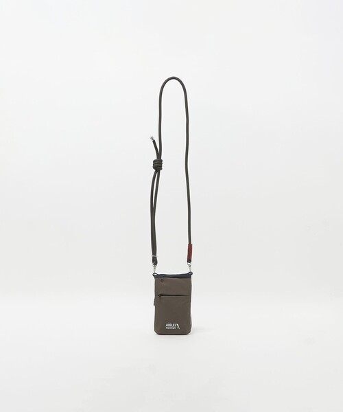 AIGLE(エーグル)の「<AIGLE×Topologie>SLD(ショルダーバッグ・レディース・オリーブ/ロイヤルブルー・FREE)」の2枚目の写真