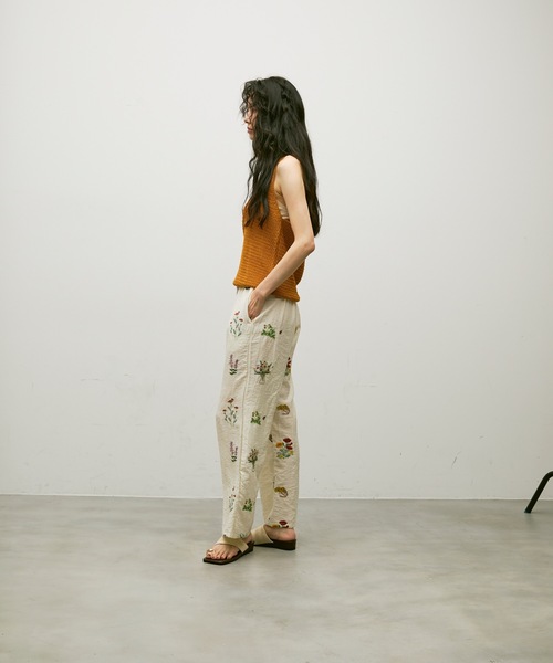 Ameri BOTANICAL PIPING  セットアップ Ameri（アメリ）の「UND BOTANICAL JACQUARD BLOUSE（シャツ