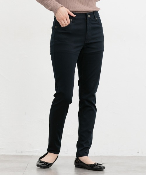 Honeys（ハニーズ）の「スリムカラースキニー（股下６９ｃｍ）（その他パンツ・レディース・ネイビー/ブラック/スミクロ/ライトベージュ・M/LL/S/L/SS/3L）」の4枚目の写真