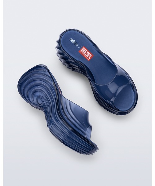 melissa（メリッサ）の「MELISSA QUANTUM PLATFORM + DIESEL AD（サンダル・レディース・クリアブルー/ライトブルー/ブラック/クリアレッド/ネイビー/イエロー/クリア・35-36/39/38/37）」の9枚目の写真