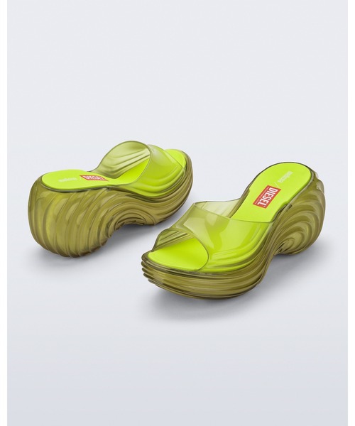melissa（メリッサ）の「MELISSA QUANTUM PLATFORM + DIESEL AD（サンダル・レディース・クリアブルー/ライトブルー/ブラック/クリアレッド/ネイビー/イエロー/クリア・35-36/39/38/37）」の10枚目の写真