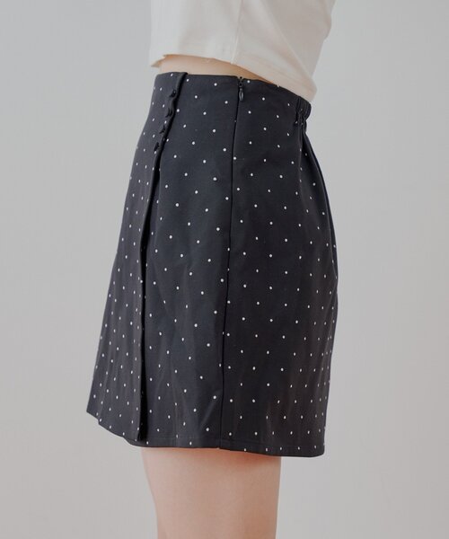 Chico（チコ）の「ドットボックスミニスカート（スカート・レディース・ホワイト/ブラック/グレー・FREE）」の6枚目の写真