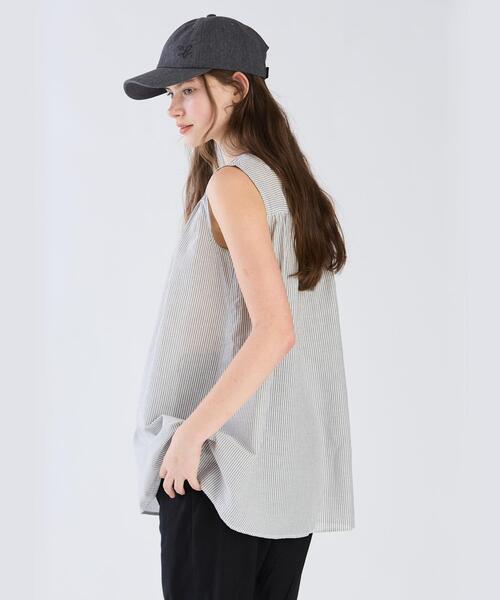 To b. by agnes b.(トゥービーバイアニエスベー)の「ストライプ コットンボイル ノースリーブ ブラウス(シャツ/ブラウス・レディース・ブラック・38/40/36)」の6枚目の写真