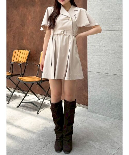 dazzlin（ダズリン）の「ケープトレンチミニワンピース（ワンピース・レディース・ネイビー/ベージュ/その他1/チャコールグレー・SMALL/MEDIUM）」の2枚目の写真