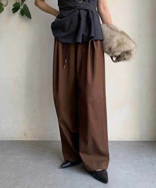 DouDou(ドゥドゥ)の「ダブルタックパンツ(その他パンツ・レディース・ベージュ/ブラウン・36/38)」の9枚目の写真