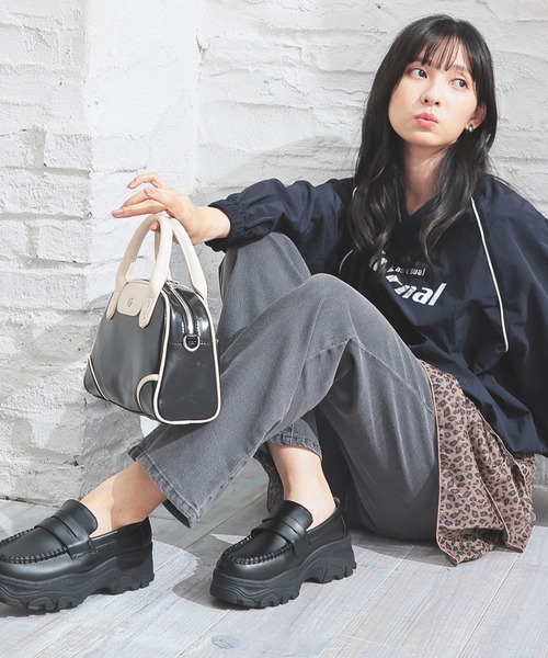 Honeys（ハニーズ）の「デニムフレアパンツ（デニムパンツ・レディース・グレー/ブルー系その他/インディゴブルー・S/SS/M/LL/L）」の7枚目の写真