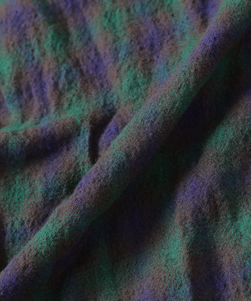 JOURNAL STANDARD J.S HOMESTEAD（ジャーナルスタンダードホームステッド）の「Stead / ライト ウール オンブレー チェック シャツ（シャツ/ブラウス・メンズ・ブラック/ブラウン/ボルドー・MEDIUM/LARGE）」の19枚目の写真