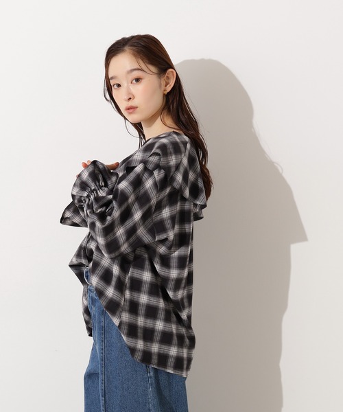 N.(N. Natural Beauty Basic)(エヌエヌナチュラルビューティーベーシック)の「チェックラッフルブラウス(シャツ/ブラウス・レディース・ベージュ系その他/ブラック系その他・MEDIUM)」の20枚目の写真