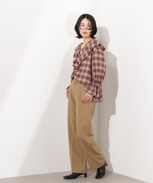 N.(N. Natural Beauty Basic)(エヌエヌナチュラルビューティーベーシック)の「チェックラッフルブラウス(シャツ/ブラウス・レディース・ベージュ系その他/ブラック系その他・MEDIUM)」の16枚目の写真