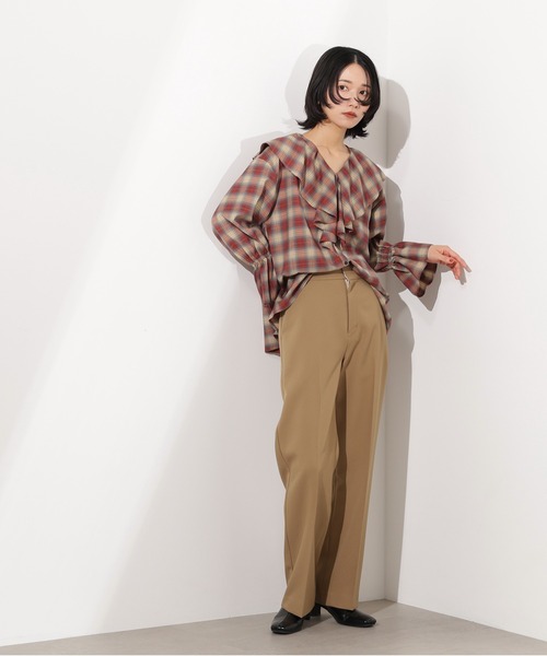 N.(N. Natural Beauty Basic)(エヌエヌナチュラルビューティーベーシック)の「チェックラッフルブラウス(シャツ/ブラウス・レディース・ベージュ系その他/ブラック系その他・MEDIUM)」の8枚目の写真