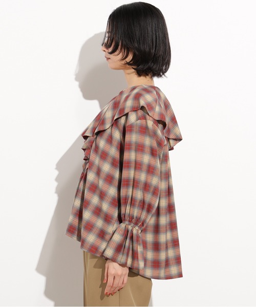 N.(N. Natural Beauty Basic)(エヌエヌナチュラルビューティーベーシック)の「チェックラッフルブラウス(シャツ/ブラウス・レディース・ベージュ系その他/ブラック系その他・MEDIUM)」の12枚目の写真