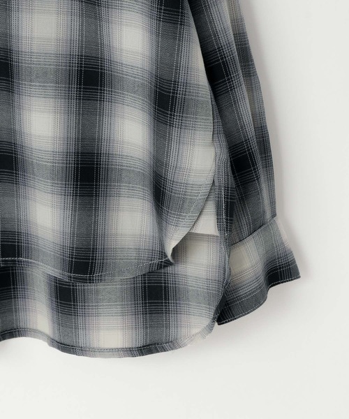 LOWRYS FARM（ローリーズファーム）の「オンブレチェックＢＩＧシャツ　 571066（シャツ/ブラウス・キッズ・ブルー/ブラウン/ブラック・150cm/140cm/130cm/120cm/110cm）」の14枚目の写真