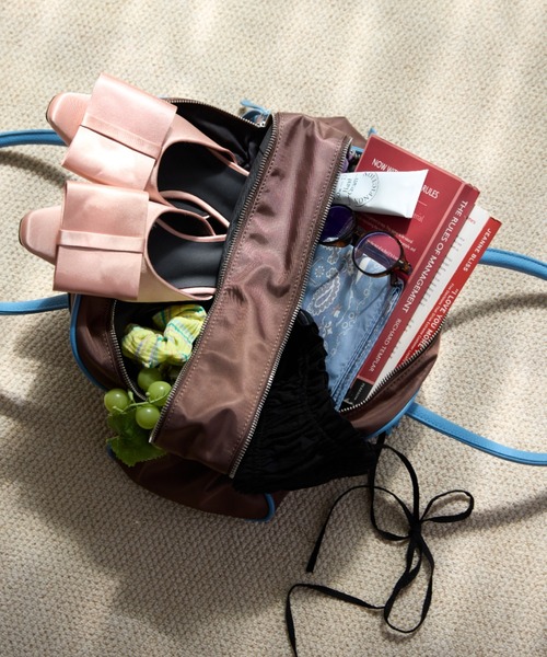 FUULLY STUDIO（フーリィーステューディオ）の「パイピングダブルZIPボストンバッグ（ボストンバッグ・レディース・グレー/ブラック/ブラウン・FREE）」の17枚目の写真