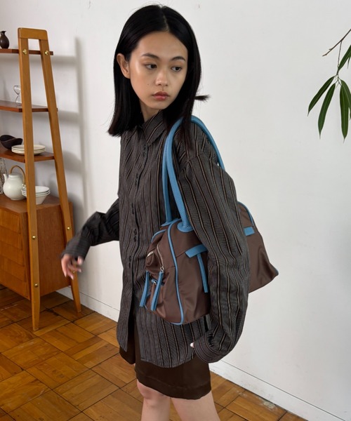 FUULLY STUDIO（フーリィーステューディオ）の「パイピングダブルZIPボストンバッグ（ボストンバッグ・レディース・グレー/ブラック/ブラウン・FREE）」の8枚目の写真