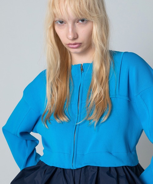 AULA AILA(アウラアイラ)の「2WAYバルーンニット(カーディガン/ボレロ・レディース・ライトイエロー/ブルー/ブラック・0)」の9枚目の写真