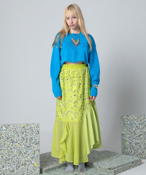 AULA AILA(アウラアイラ)の「2WAYバルーンニット(カーディガン/ボレロ・レディース・ライトイエロー/ブルー/ブラック・0)」の11枚目の写真