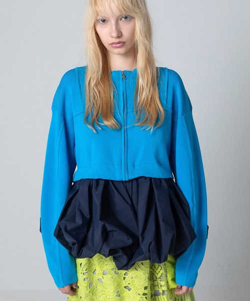 AULA AILA(アウラアイラ)の「2WAYバルーンニット(カーディガン/ボレロ・レディース・ライトイエロー/ブルー/ブラック・0)」の4枚目の写真