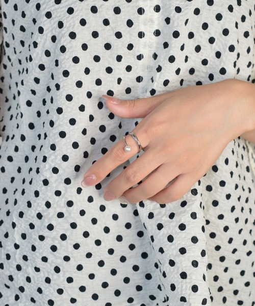 BROTHERHOOD（ブラザーフッド）の「【earyear】Pearl Orbit Ring（リング・レディース・シルバー/ゴールド・FREE）」の7枚目の写真
