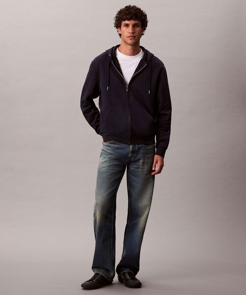 Calvin Klein(カルバン・クライン)の「ロングスリーブ アーカイブロゴ フリースジップパーカー(パーカー・メンズ・ネイビー/グレー/ブラック・S/L/M/XL)」の17枚目の写真