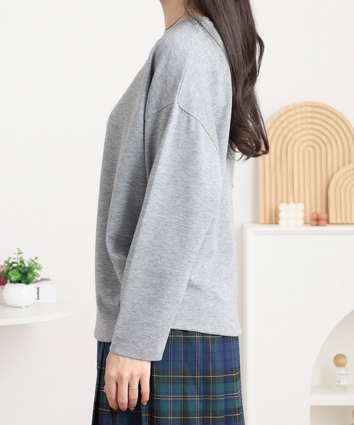 BRODIAEA(ブローディア)の「BRODIAEA 変形タック無地とろみカットソー(Tシャツ/カットソー・レディース・杢グレー/ブルー/ローズ/モカ/ブラック・40)」の19枚目の写真