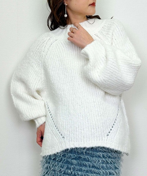 Lo-Fi（ローファイ）の「バルキーヤーンルーズニット（ニット/セーター・レディース・オフホワイト/ピンク/ブルー・M）」の2枚目の写真