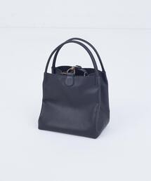 ADIEU TRISTESSE（アデュートリステス）の「ショルダーストラップ付きスクエアバック（ショルダーバッグ）」