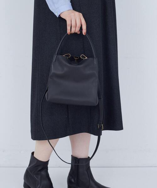 ADIEU TRISTESSE（アデュートリステス）の「ショルダーストラップ付きスクエアバック（ショルダーバッグ・レディース・ダークブラウン/ブラック・FREE）」の3枚目の写真