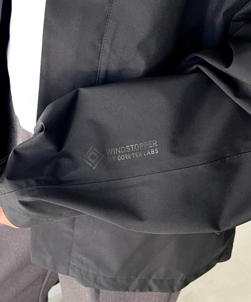 THE NORTH FACE(ザノースフェイス)の「THE NORTH FACE(ザ・ノースフェイス)/M'S GORE CONVEX JACKET/軽量 防風 ワンポイント ロゴプリント マウンパジャケット(ブルゾン・レディース・ブラック/ホワイト/グレー・L/XL/M)」の6枚目の写真