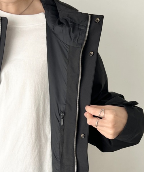 THE NORTH FACE(ザノースフェイス)の「THE NORTH FACE(ザ・ノースフェイス)/M'S GORE CONVEX JACKET/軽量 防風 ワンポイント ロゴプリント マウンパジャケット(ブルゾン・レディース・ブラック/ホワイト/グレー・L/XL/M)」の12枚目の写真