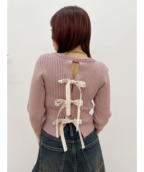 EVRIS（エヴリス）の「バックリボンニットトップス（ニット/セーター・レディース・ブラック/ピンク/ブラウン/イエロー・FREE）」の4枚目の写真