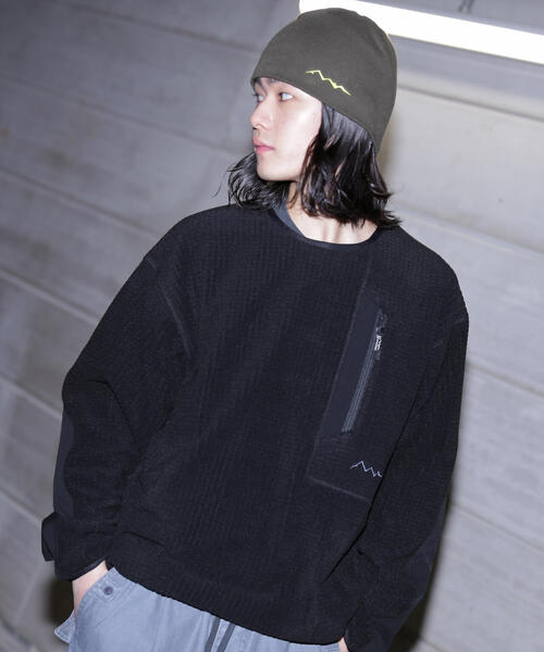 MANASTASH(マナスタッシュ)の「MANASTASH/マナスタッシュ/GRID FLEECE CREW(ジャージ・メンズ・グレー/ブラック/オリーブ系・L/M/S/XL)」の1枚目の写真