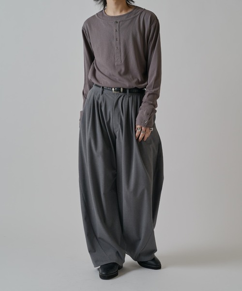 Lui's(ルイス)の「鬼タックカーブパンツ(スラックス・メンズ・ネイビー/グレー/ブラック・M/S)」の21枚目の写真