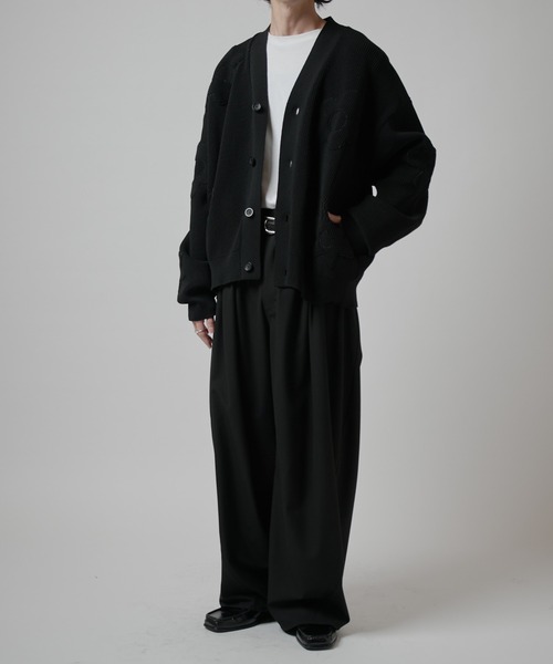 鬼タックカーブパンツ（スラックス）｜Lui's（ルイス）のファッション