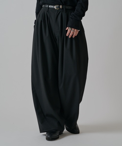 Lui's(ルイス)の「鬼タックカーブパンツ(スラックス・メンズ・ネイビー/グレー/ブラック・M/S)」の16枚目の写真