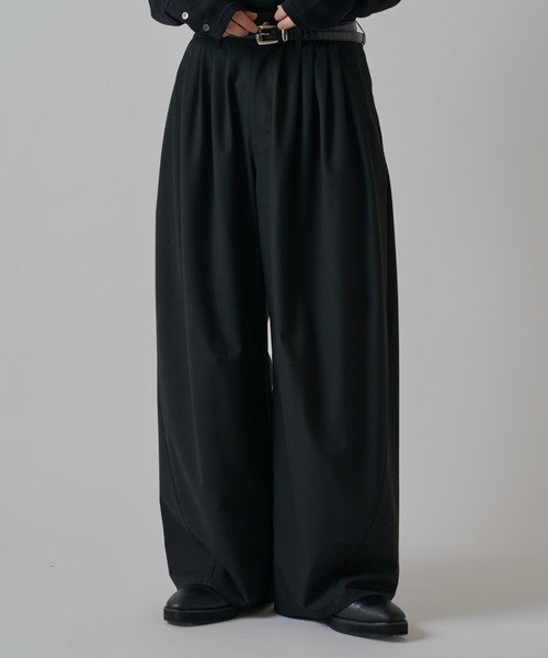 Lui's(ルイス)の「鬼タックカーブパンツ(スラックス・メンズ・ネイビー/グレー/ブラック・M/S)」の15枚目の写真