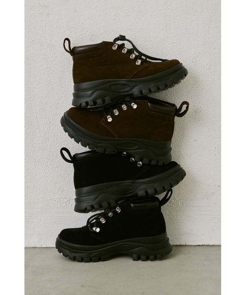 un/neu(アンノイ)の「トレッキングシューズ(ブーツ・レディース・ブラウン/ブラック・LARGE/MEDIUM/SMALL)」の3枚目の写真