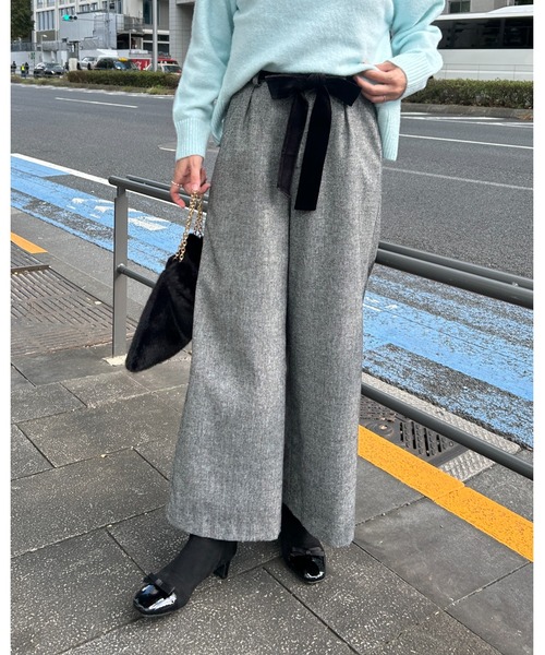 couture brooch（クチュールブローチ）の「【上品華やか・通勤】ラメツイード ワイドパンツ（その他パンツ・レディース・ブラウン系その他/ブラック/オフホワイト・40/42/36/38）」の2枚目の写真