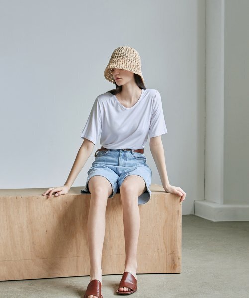 NICK&NICOLE(ニックアンドニコール)の「BASIC HALF TEE_WHITE(Tシャツ/カットソー・レディース・その他・FREE)」の2枚目の写真