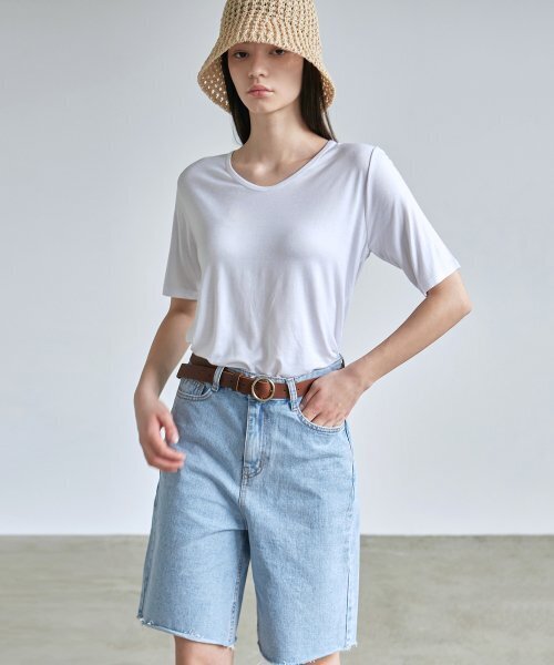 NICK&NICOLE(ニックアンドニコール)の「BASIC HALF TEE_WHITE(Tシャツ/カットソー・レディース・その他・FREE)」の3枚目の写真
