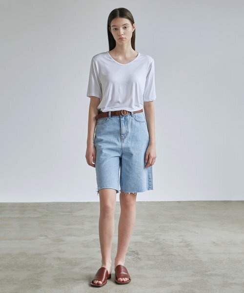 NICK&NICOLE(ニックアンドニコール)の「BASIC HALF TEE_WHITE(Tシャツ/カットソー・レディース・その他・FREE)」の4枚目の写真