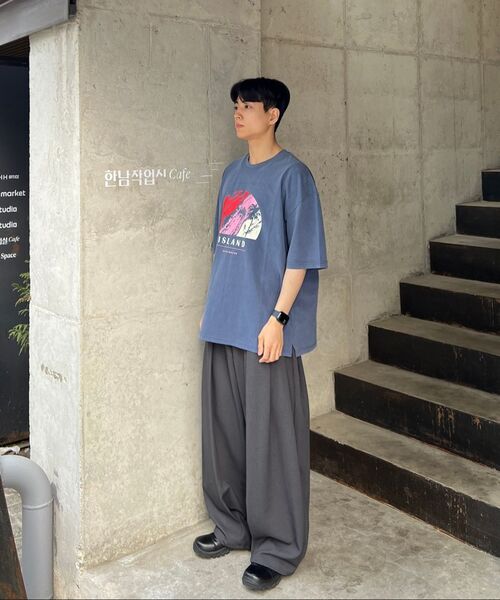 DNSR(ディーエヌエスアール)の「マルチプリーツワイドスラックスチャコール(スラックス・メンズ・その他・SMALL/MEDIUM/LARGE/X-LARGE)」の13枚目の写真