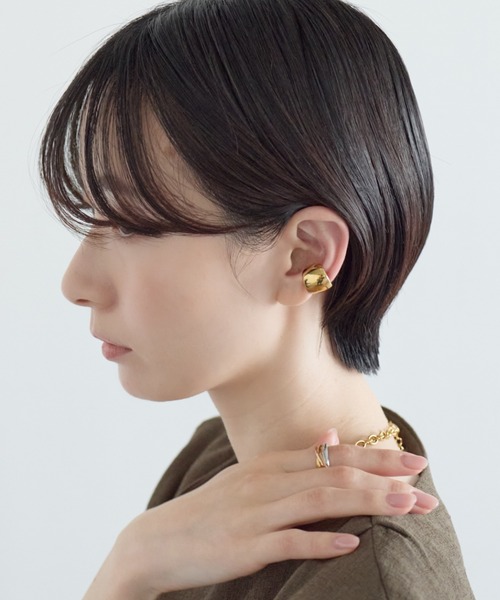 ciite' surgical stainless(シーテサージカルステンレス)の「【 金属アレルギー対応 】 サージカルステンレス ボリュームイヤーカフ(片耳用)(イヤーカフ・レディース・シルバー/ゴールド・FREE)」の16枚目の写真