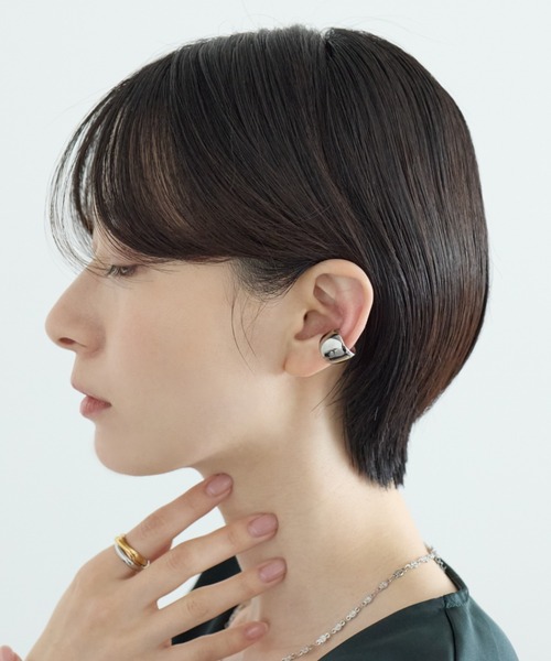 ciite' surgical stainless(シーテサージカルステンレス)の「【 金属アレルギー対応 】 サージカルステンレス ボリュームイヤーカフ(片耳用)(イヤーカフ・レディース・シルバー/ゴールド・FREE)」の11枚目の写真