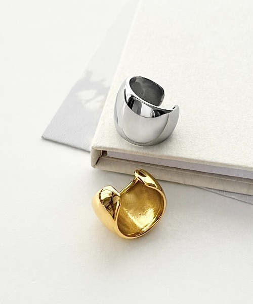 ciite' surgical stainless(シーテサージカルステンレス)の「【 金属アレルギー対応 】 サージカルステンレス ボリュームイヤーカフ(片耳用)(イヤーカフ・レディース・シルバー/ゴールド・FREE)」の21枚目の写真
