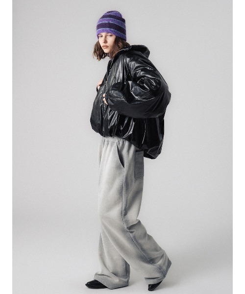 ELCHELE(エルチェレ)の「PADDED BOMBER JACKET(ブルゾン・レディース・ダークブラウン系1/ブラック・FREE)」の6枚目の写真